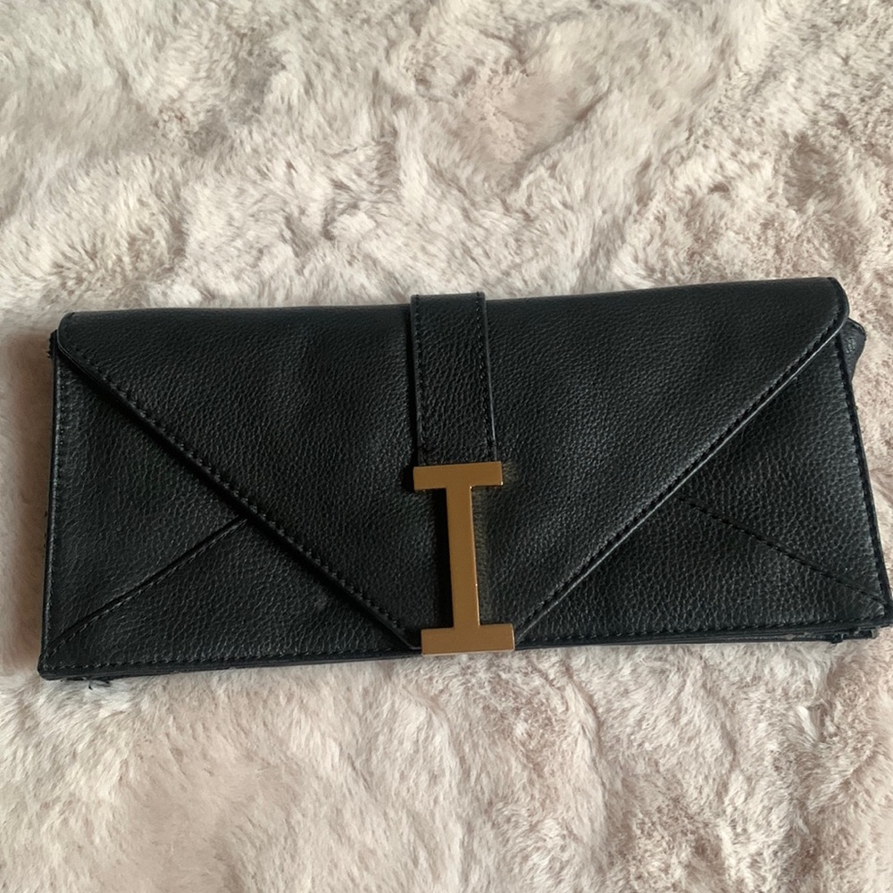 Isaac mizrahi clutch
